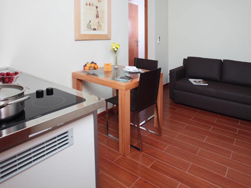 Apartamentos Turisticos Madanis L'Hospitalet de Llobregat Room photo
